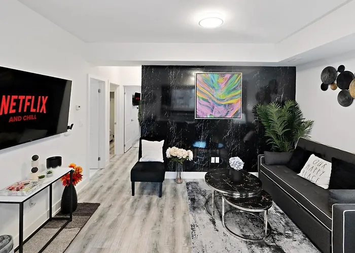 New Stylish 2Br Suite With Sofa Bed, 7 Mins To Niagara Falls And Sleeps 6