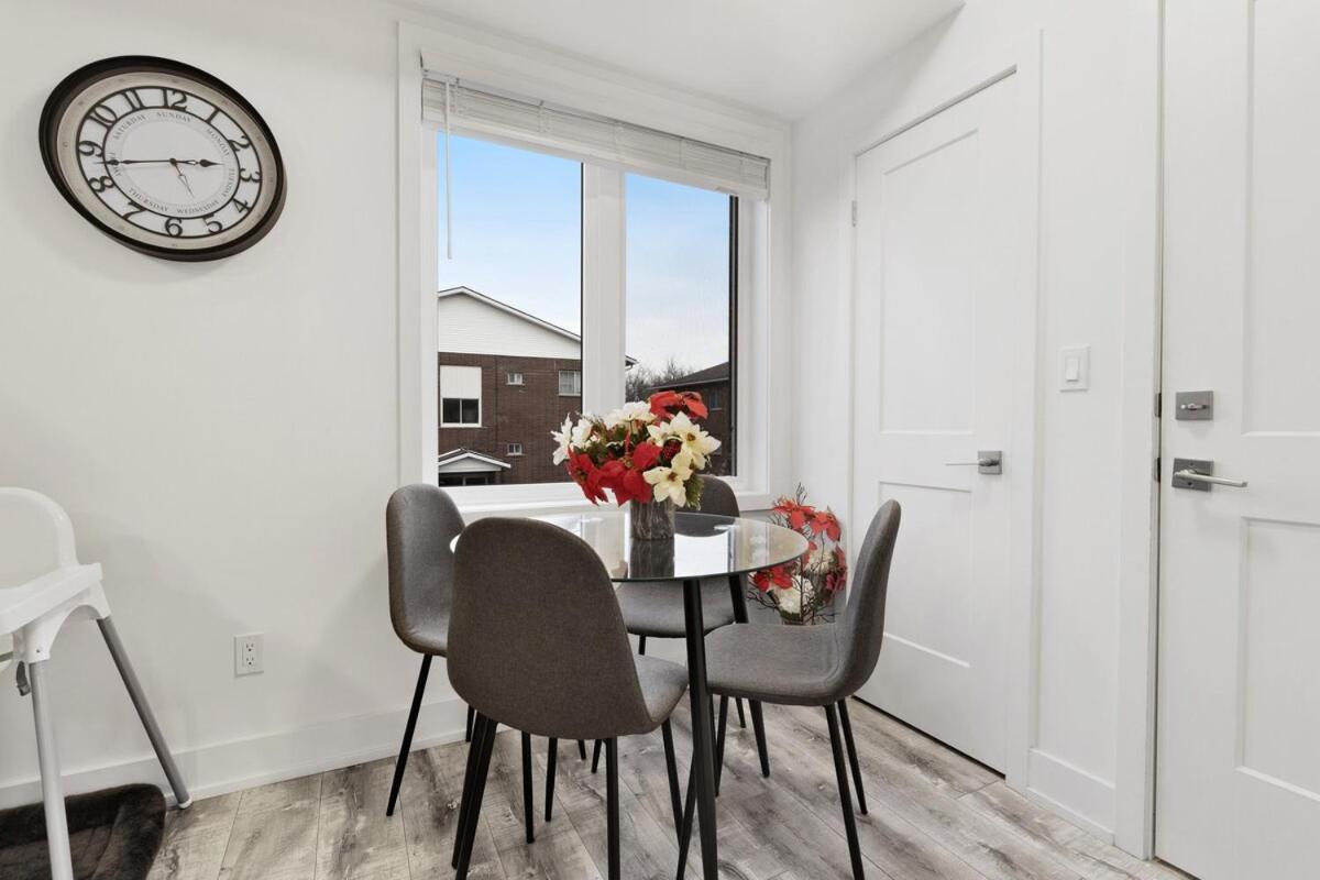 Apartment New Stylish 2br With Sofa Bed, 7 Mins To And Sleeps 6 Niagara Falls